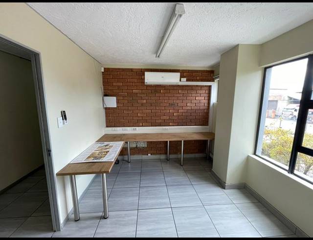 INDUSTRIAL PROPERTY TO RENT IN HENNOPSPARK